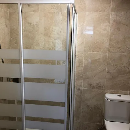 Apartment Con Cocina Y Bano