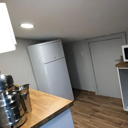 Precioso Estudio En Bilbao 毕尔巴鄂