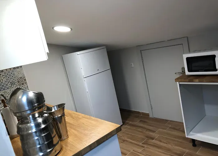 Precioso Estudio En Bilbao 毕尔巴鄂